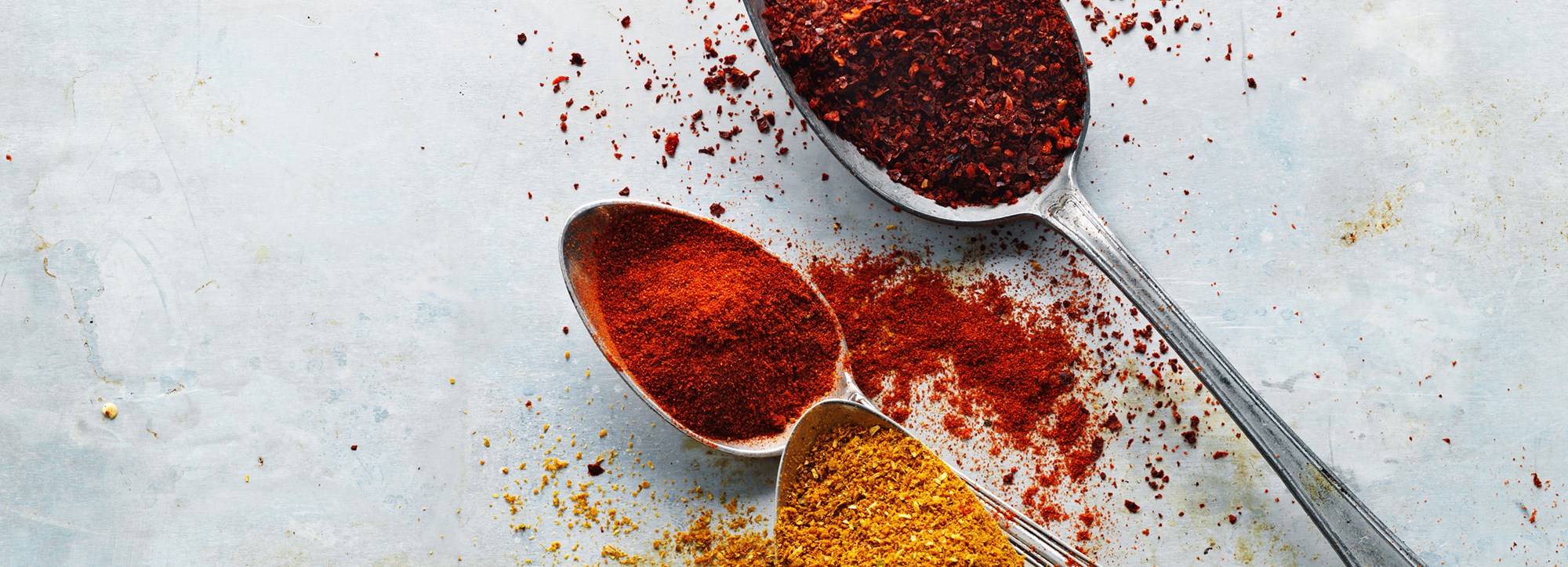 Alkoholfri snaps med chili och lingon